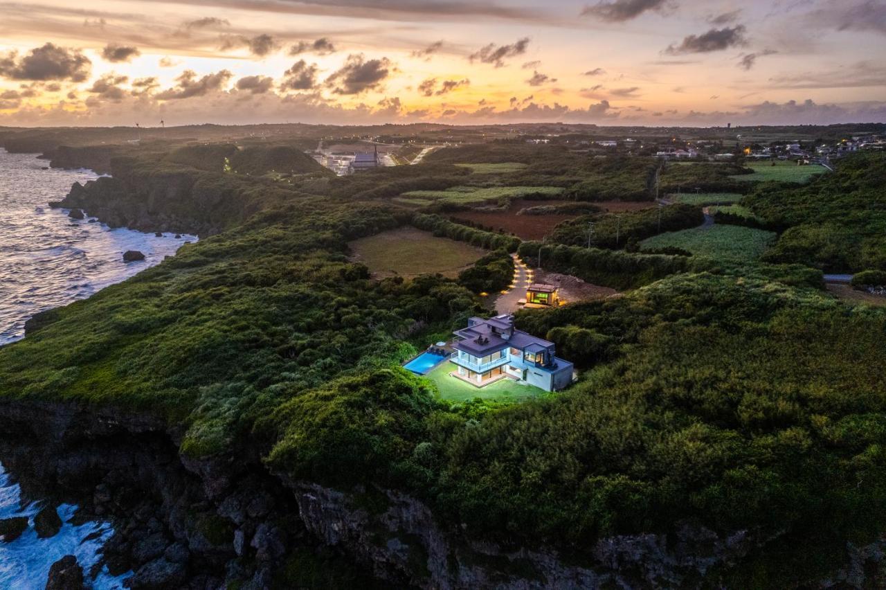 Castello Do Mare カステロディマーレ Villa Miyakojima  Exterior photo